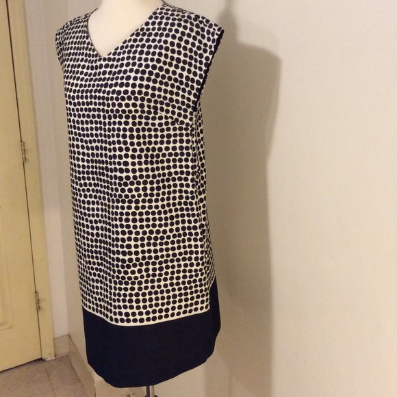 Ponnari Dress - Picture 7 of 16